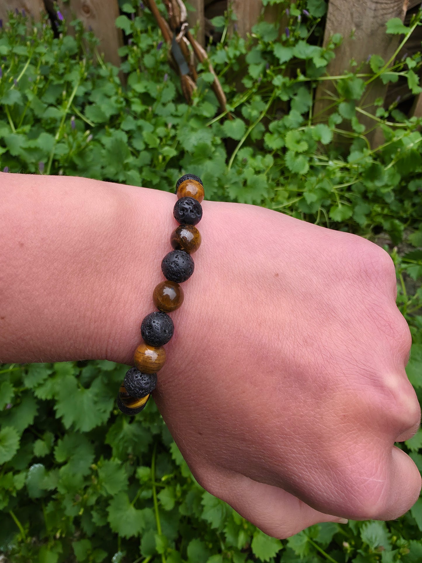 Tiger eye and lava stone
