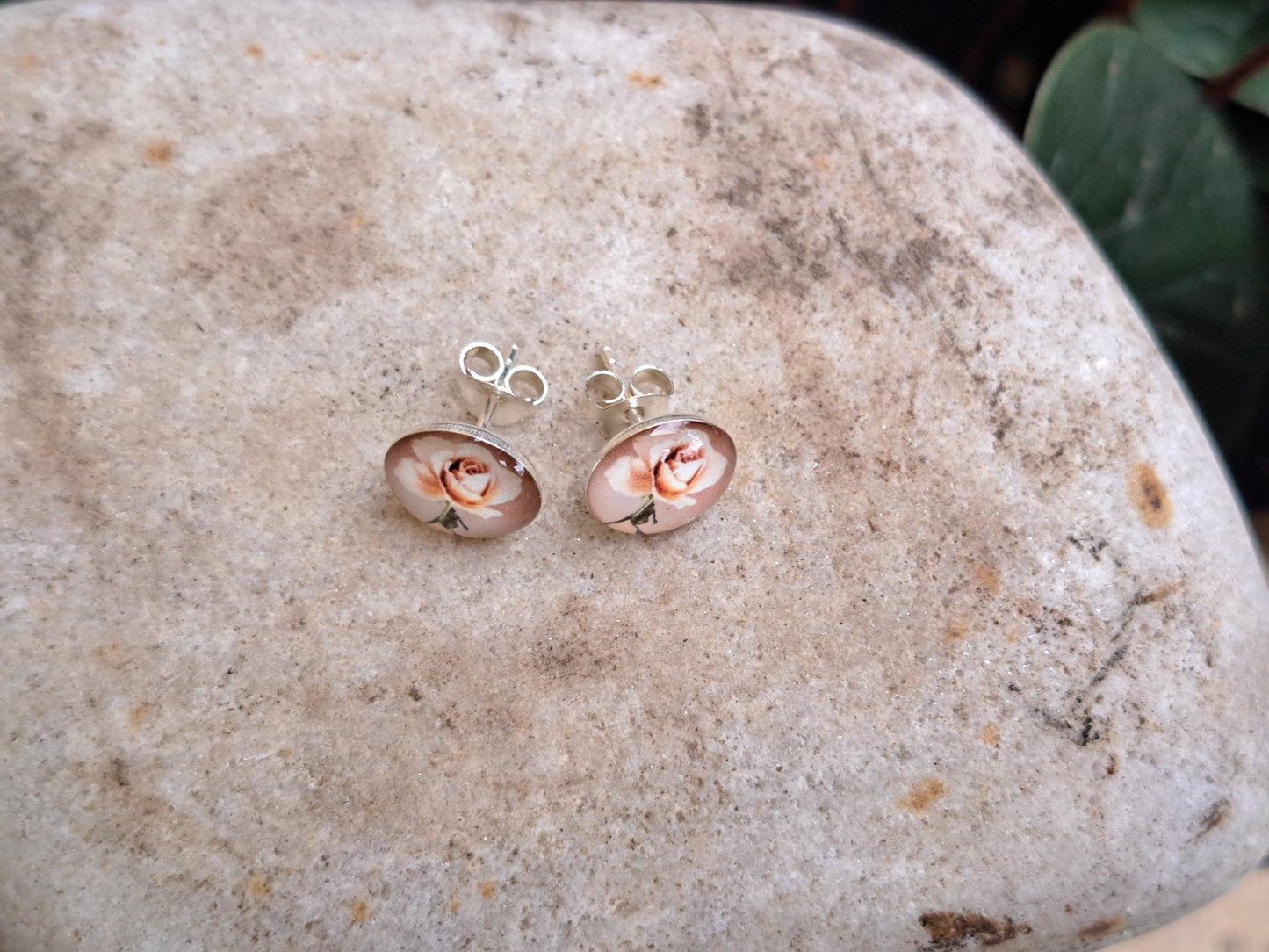 Rose stud earrings