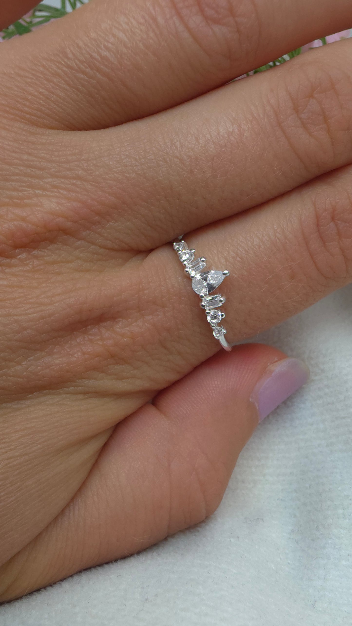 Cubic zirconia icicle wishbone