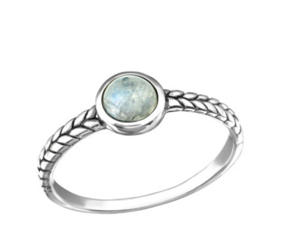 Moon stone sterling silver ring