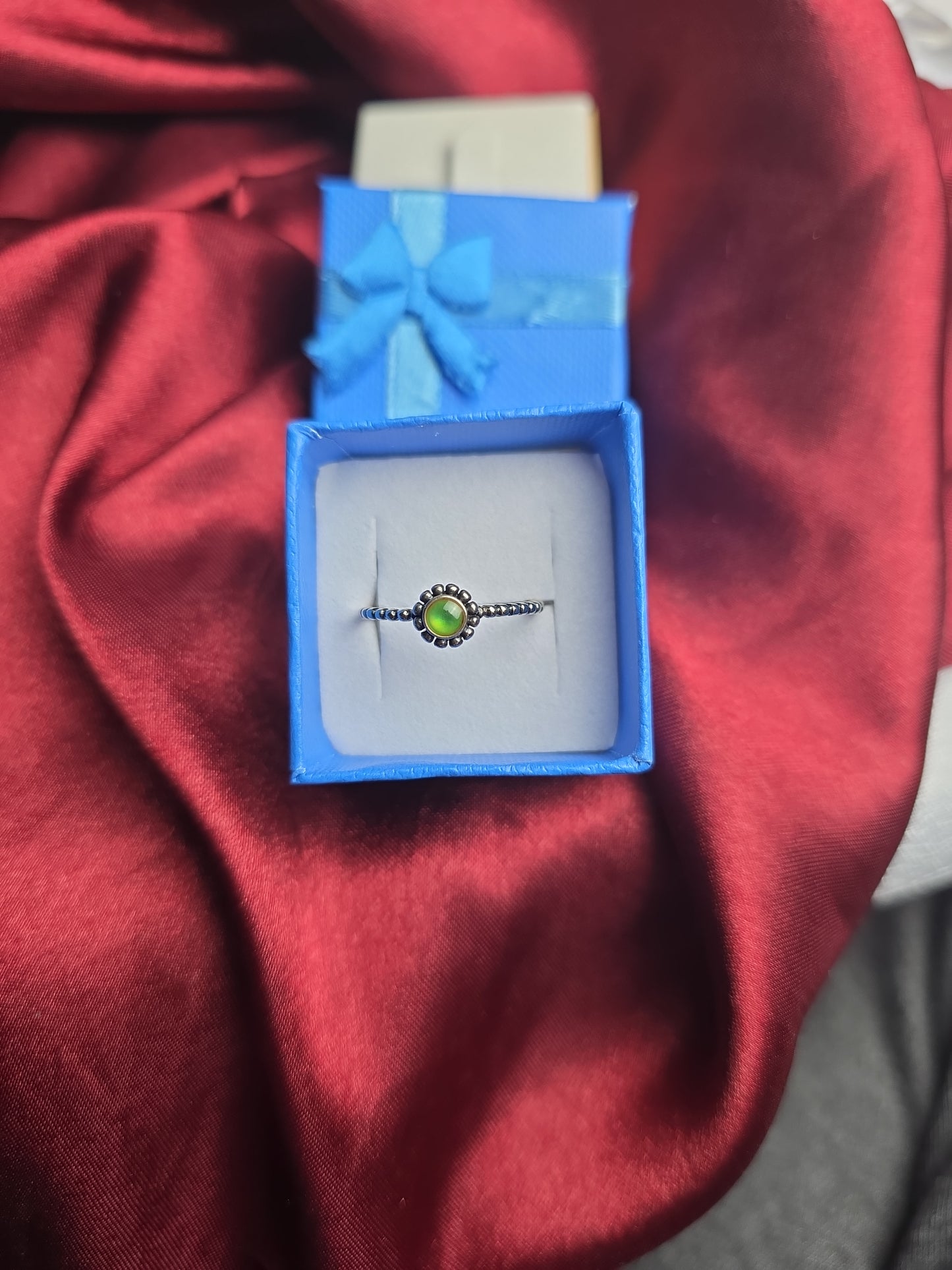 Dots mood stone sterling silver ring