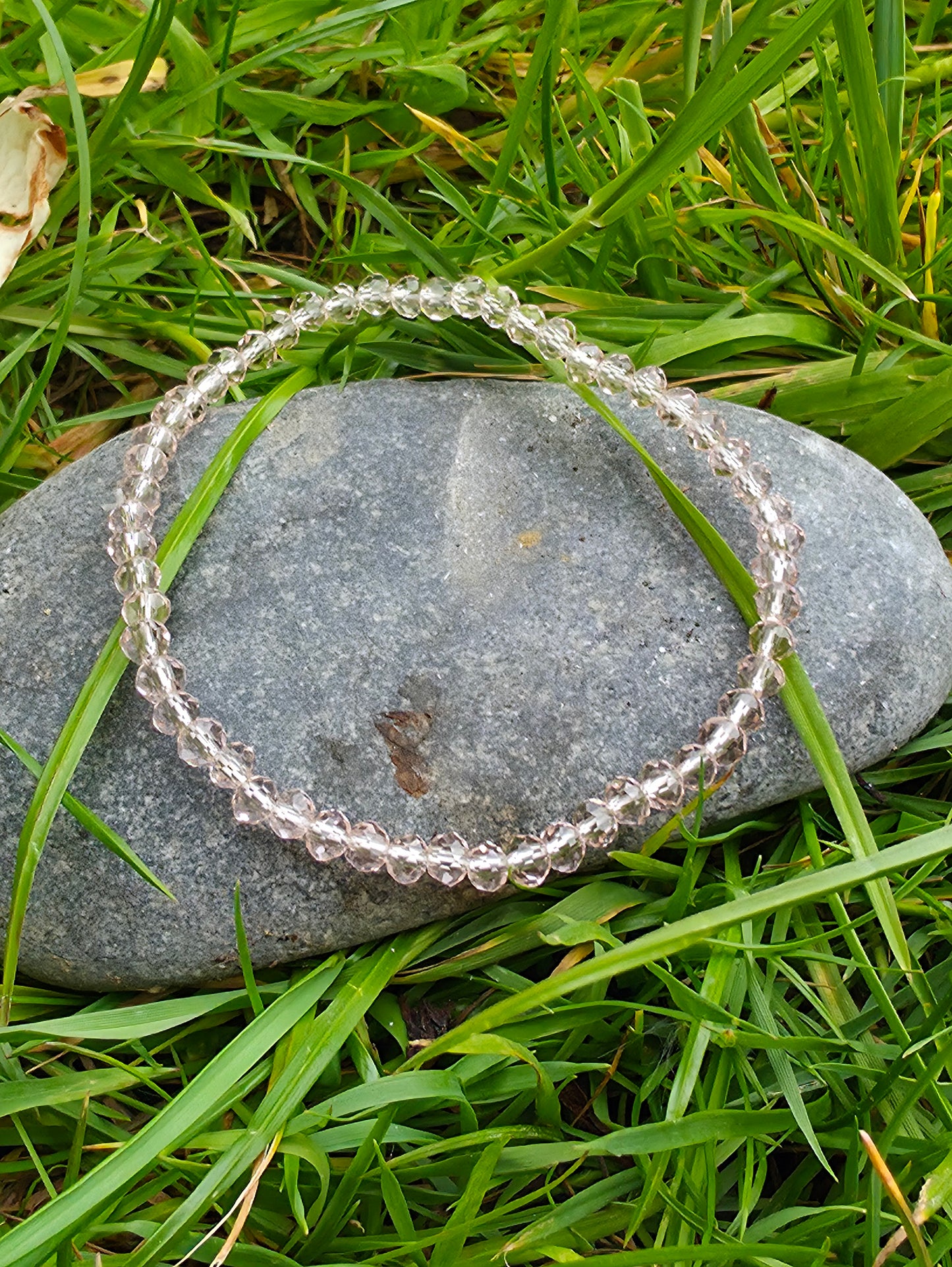Pink crystals bracelet