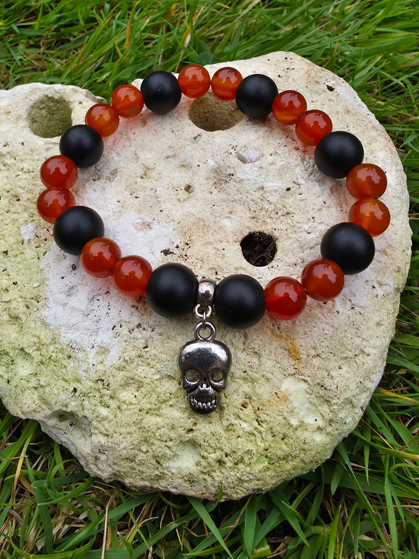 Carnelian and black agate