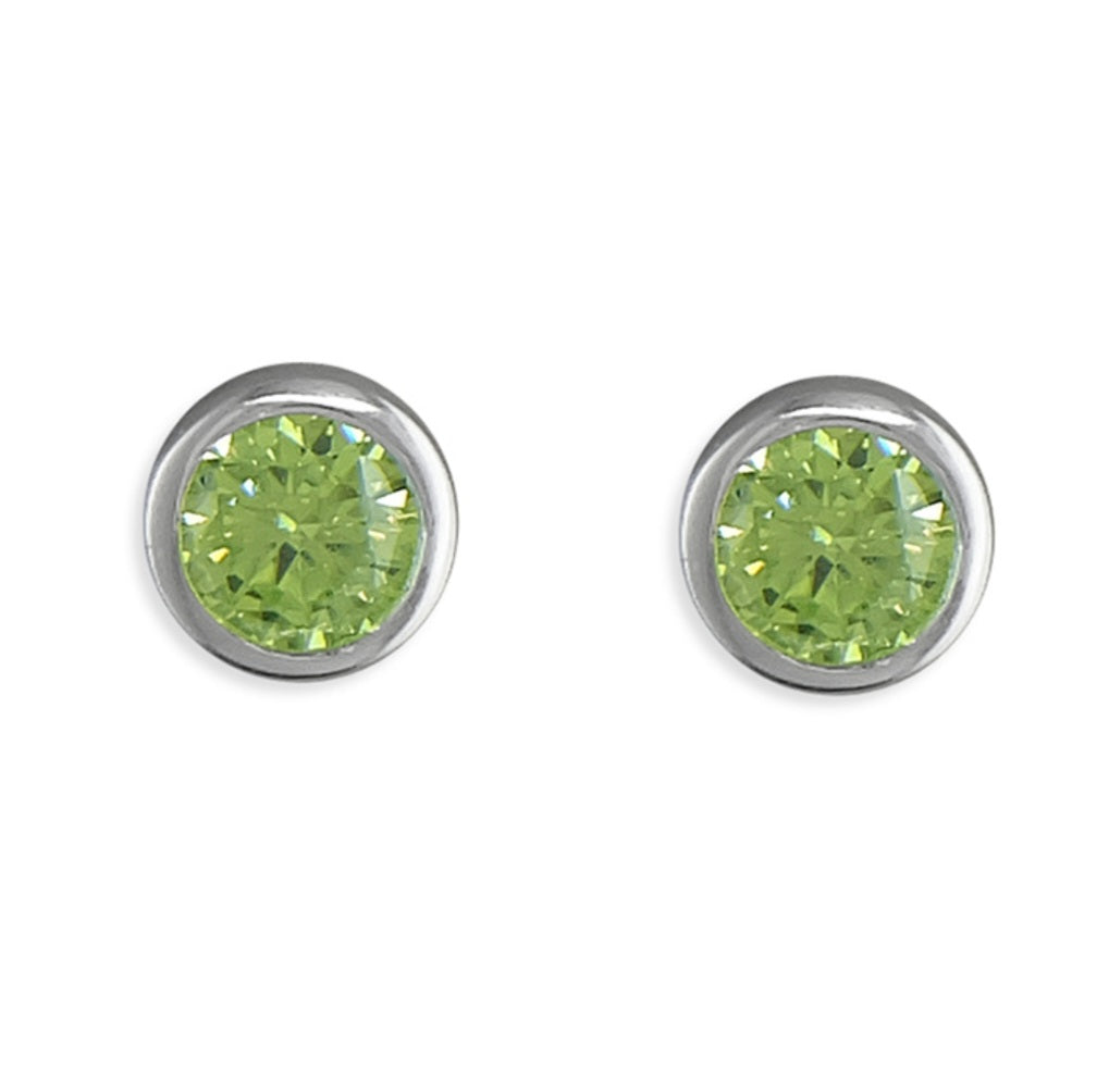 Rubover cubic zirconia stud